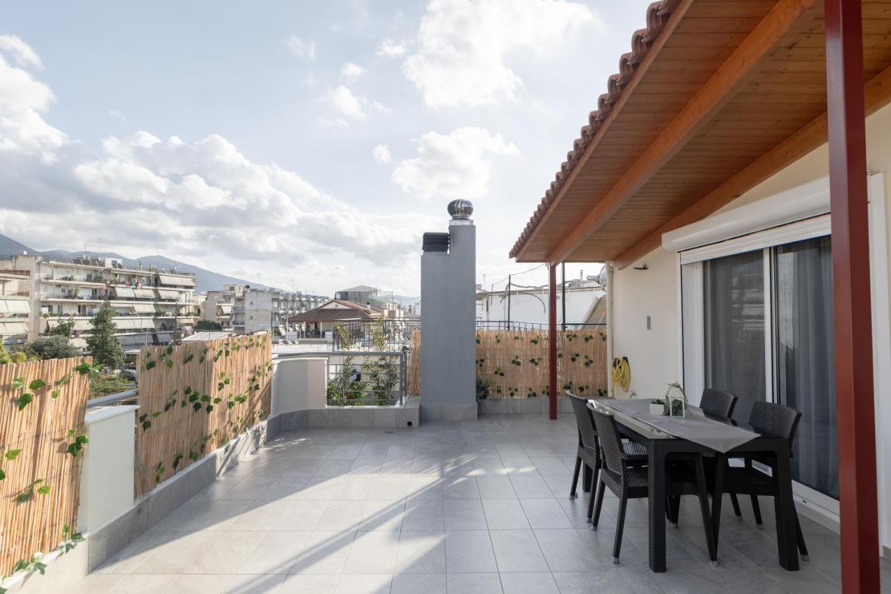 Deluxe Διαμερισμα Apartment Patras Exterior photo